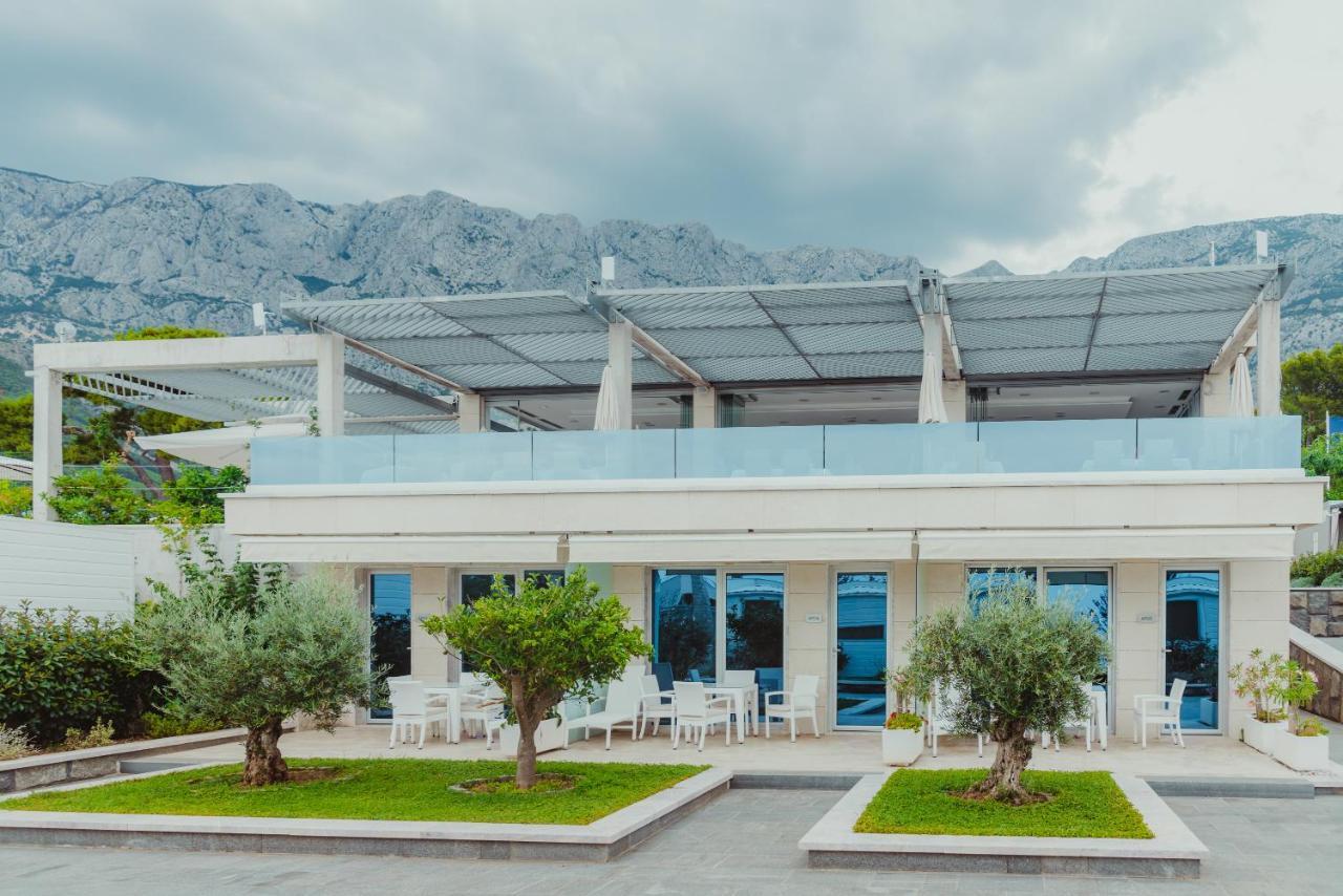 Poseidon Mobile Home Resort Макарска Экстерьер фото
