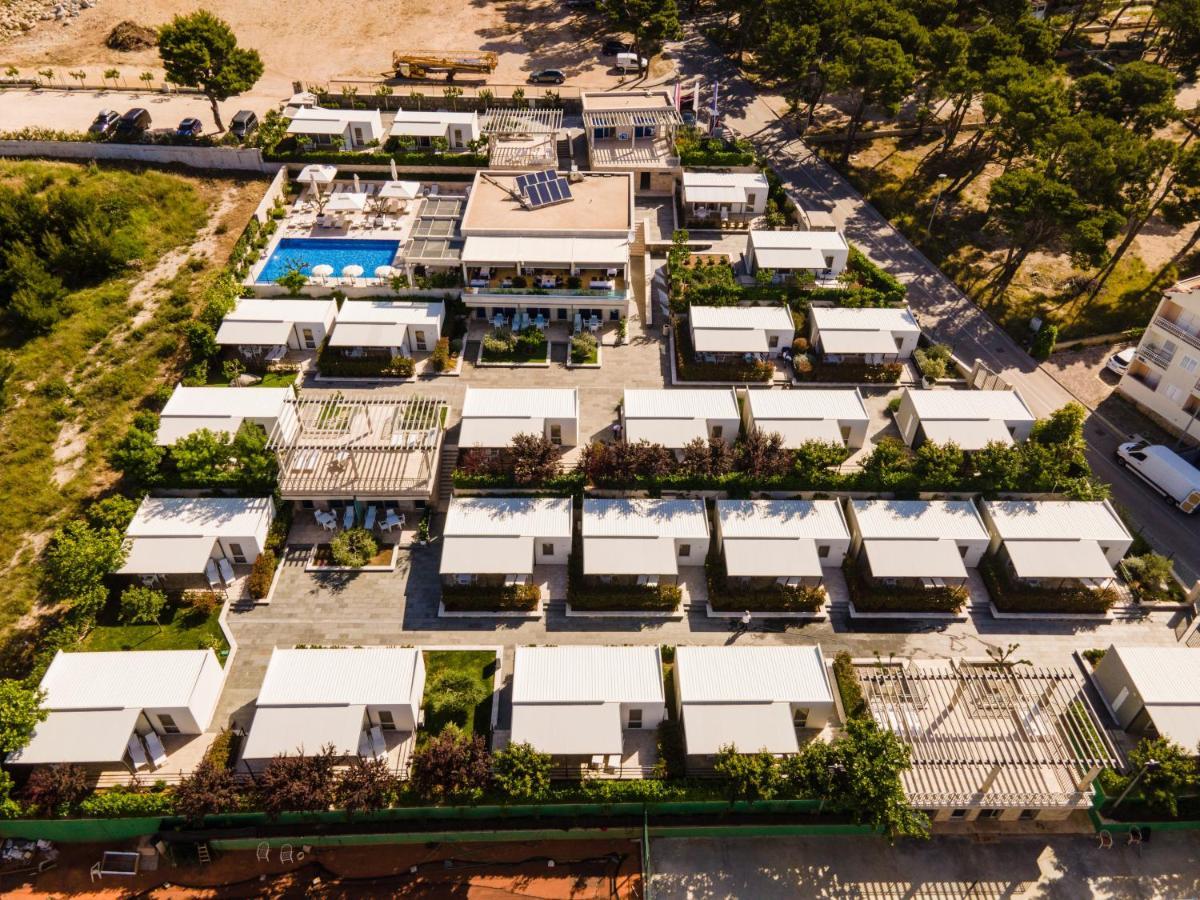 Poseidon Mobile Home Resort Макарска Экстерьер фото