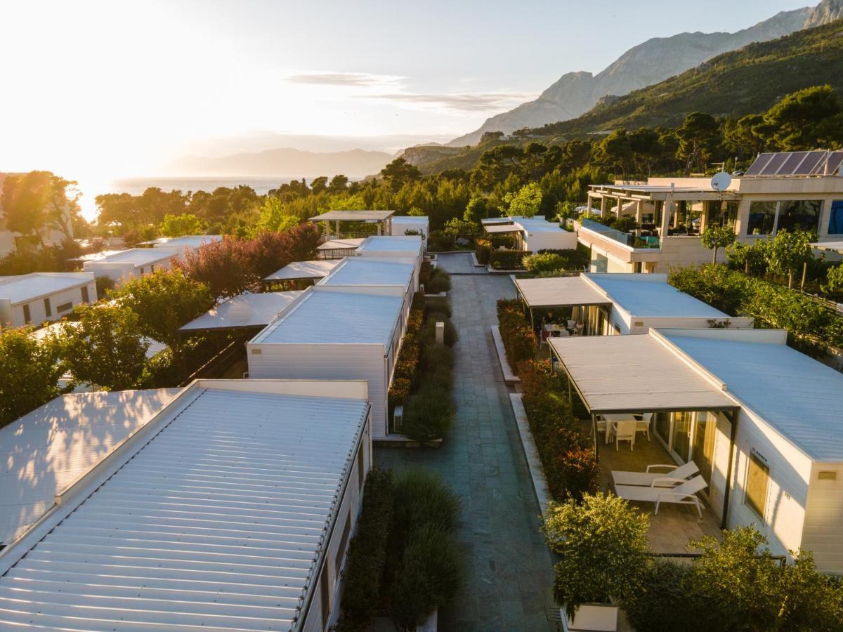 Poseidon Mobile Home Resort Макарска Экстерьер фото