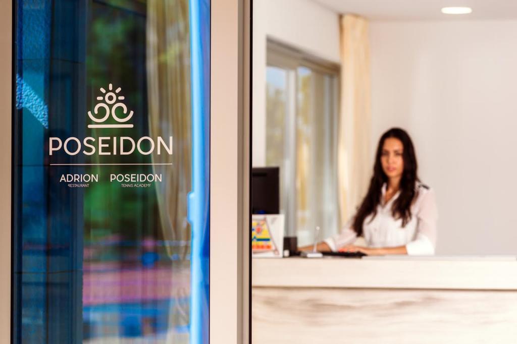 Poseidon Mobile Home Resort Макарска Экстерьер фото